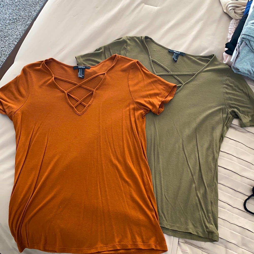 Super cute fall color tops size small